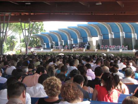Assemblea di distretto dei Testimoni di Geova